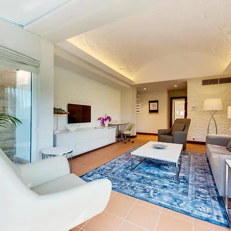 Robinson Nobilis Resort 5*